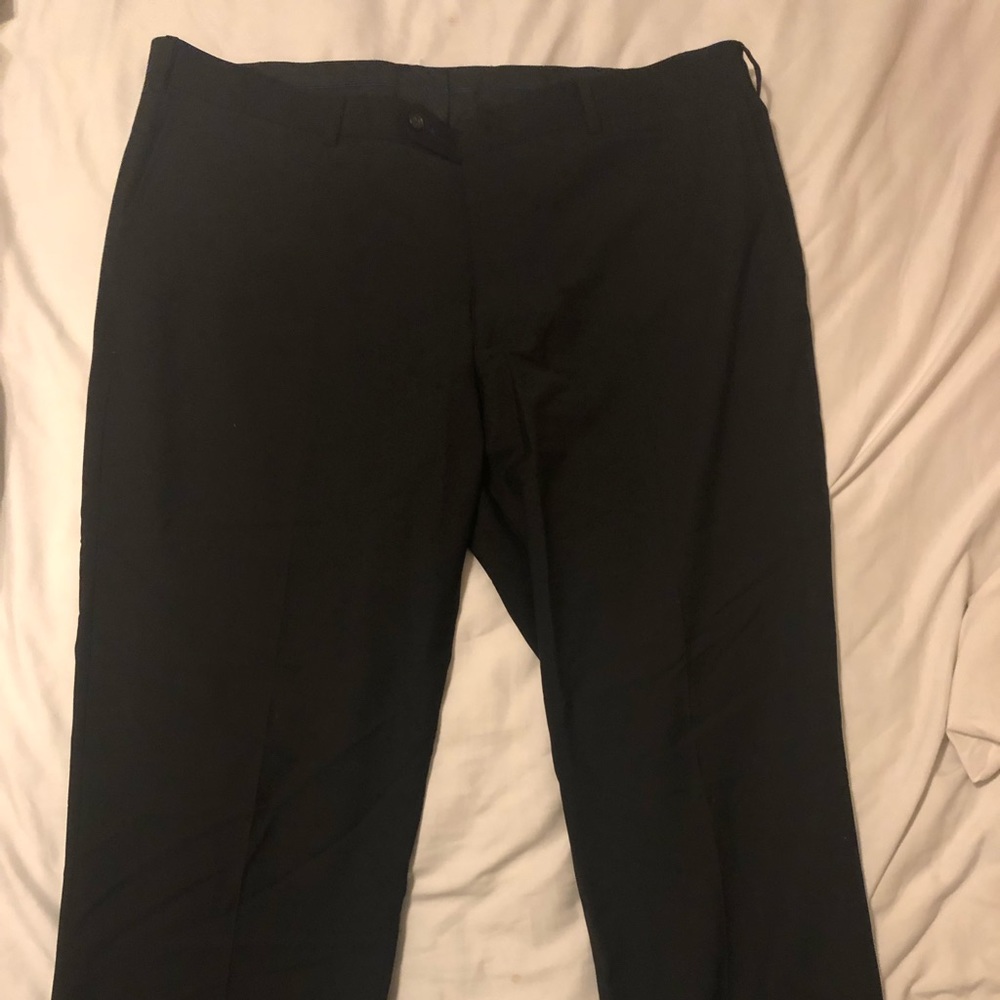 Igara black relaxed fit dress pants. 42x32
